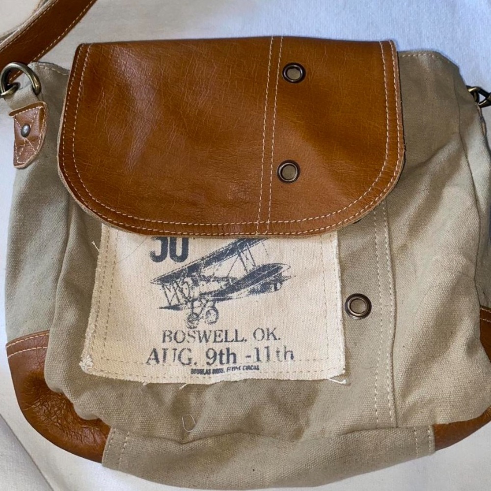 Benjamin International Biplane Crossbody bag